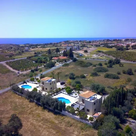 Julia I - Luxury 3-br Retreat With Sea & Mountain Views *