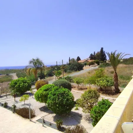 Casa vacanze Julia I - Luxury 3-br Retreat With Sea & Mountain Views *