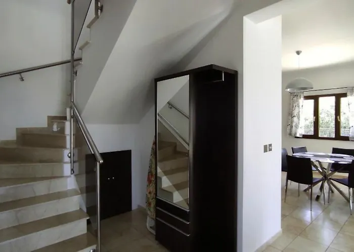 Julia I - Luxury 3-br Retreat With Sea & Mountain Views Prázdninový dům