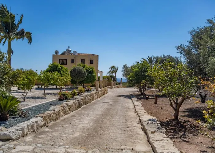 Julia I - Luxury 3-br Retreat With Sea & Mountain Views Σπίτι διακοπών Πέγεια